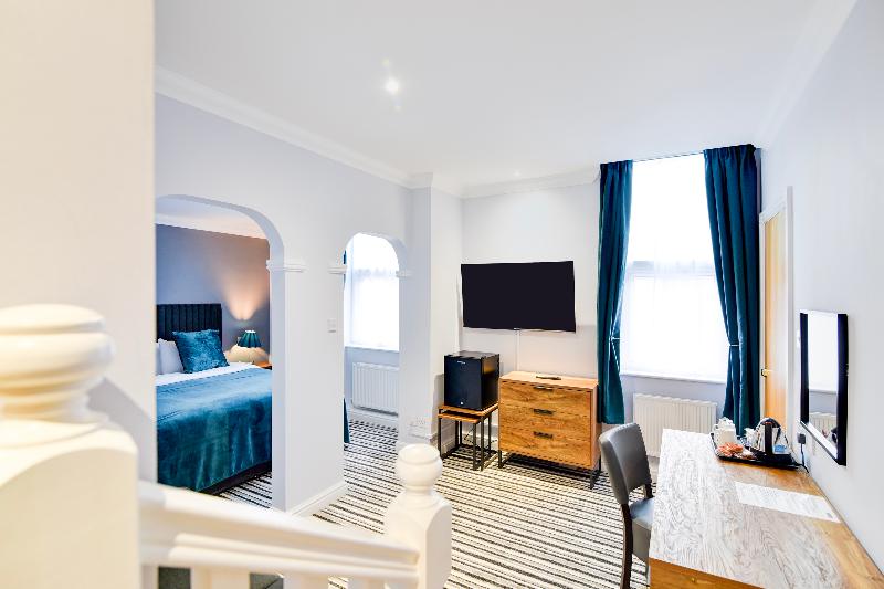 Aston Court Derby City Centre By Belvilla image