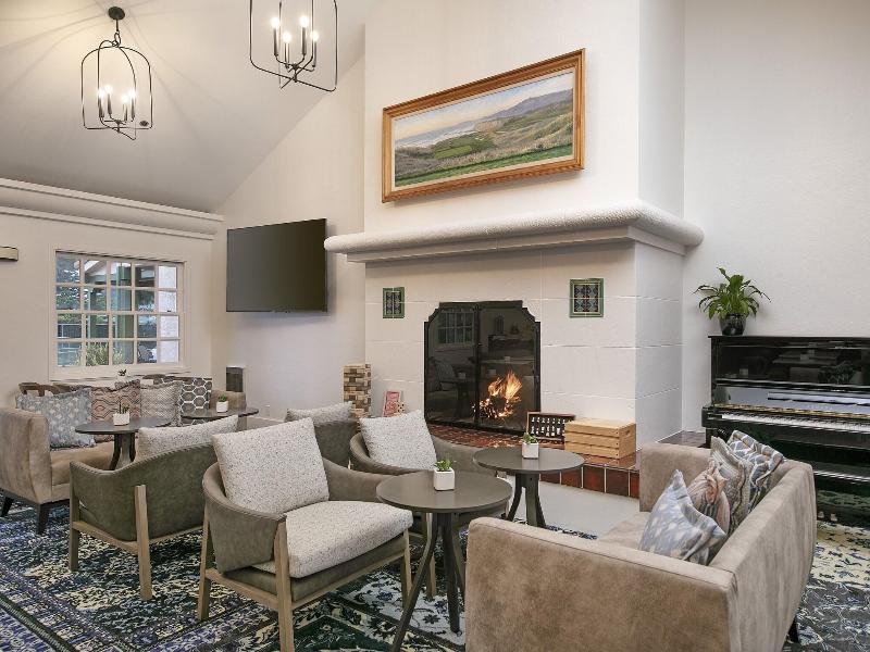 Half Moon Bay Lodge image