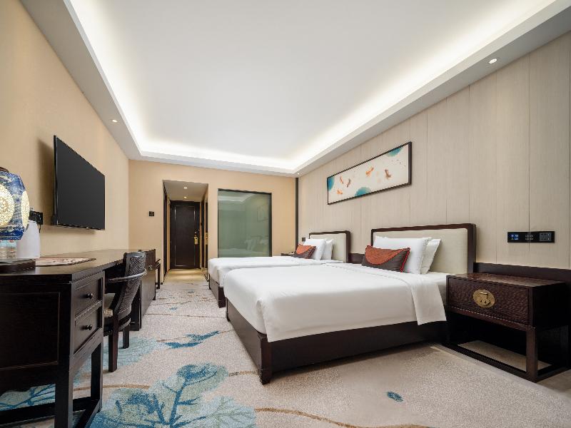 Guangdong Hotel (Sheng Fu) image