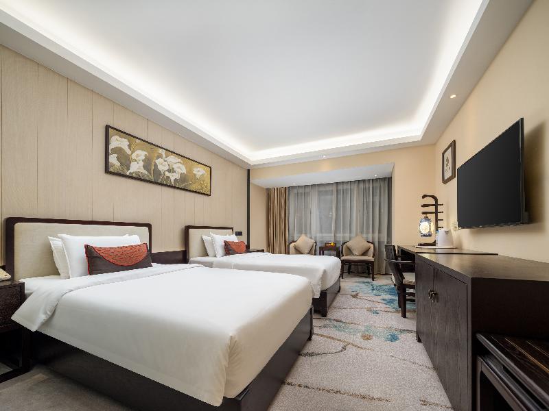 Guangdong Hotel (Sheng Fu) image
