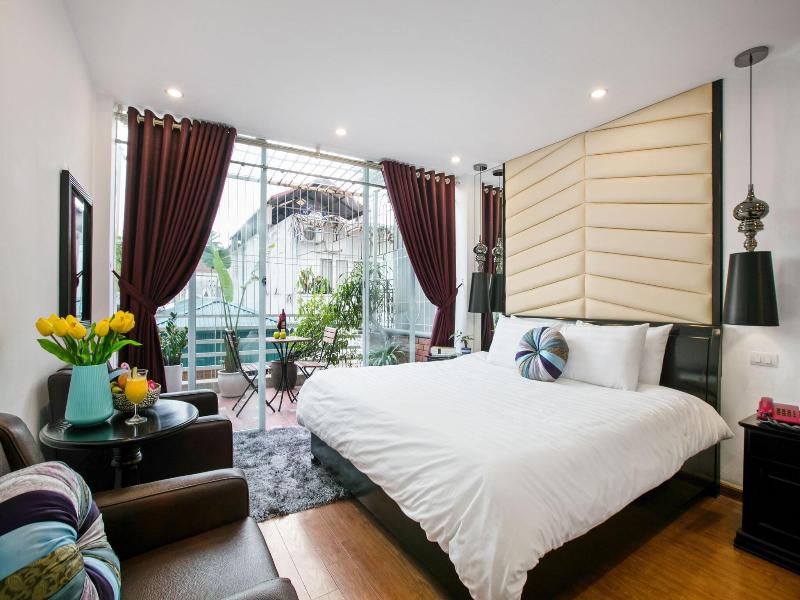 Splendid Holiday Hotel image