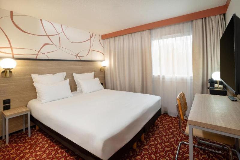Sure Hotel by Best Western Caen Memorial image