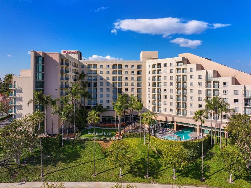 Newport Beach Marriott Bayview image