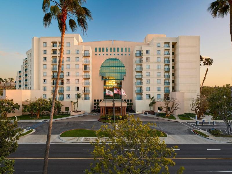 Newport Beach Marriott Bayview image
