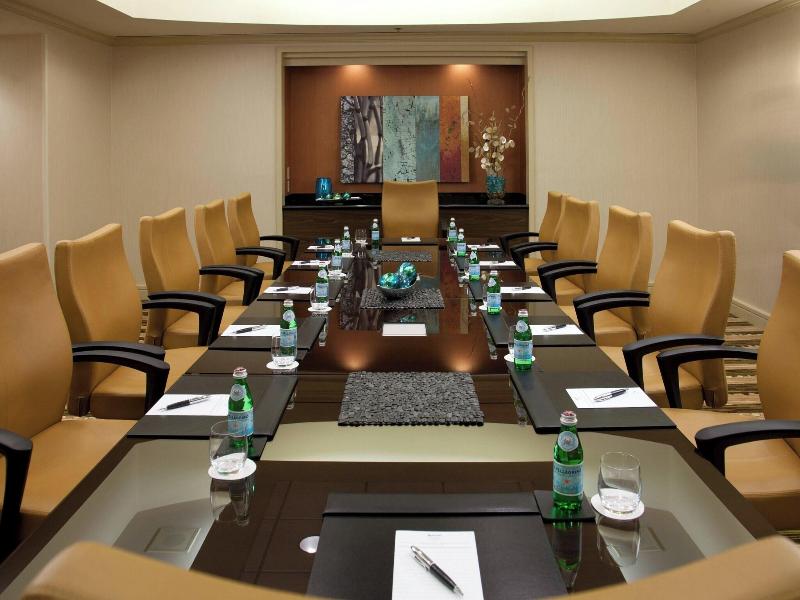 Newport Beach Marriott Bayview image
