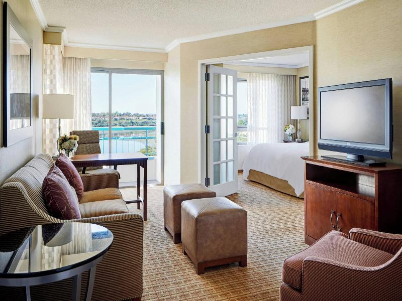 Newport Beach Marriott Bayview image