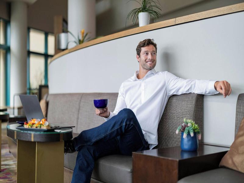Newport Beach Marriott Bayview image