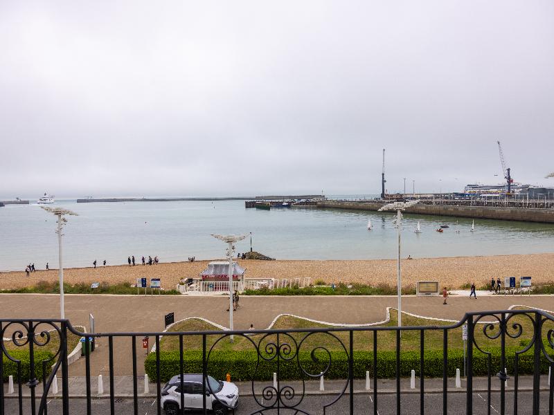 Dover Marina Hotel & Spa, Tapestry Collection image