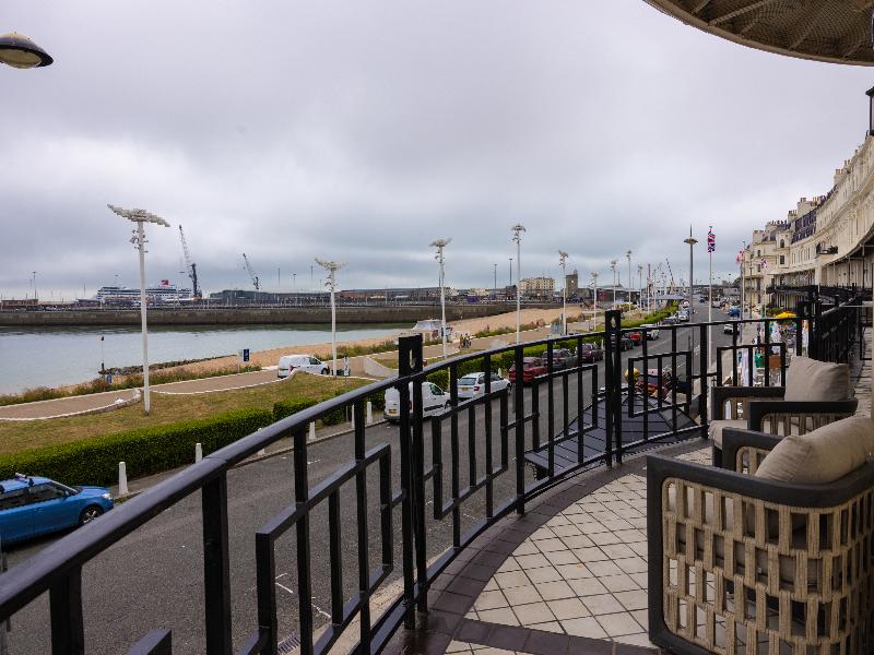 Dover Marina Hotel & Spa, Tapestry Collection image