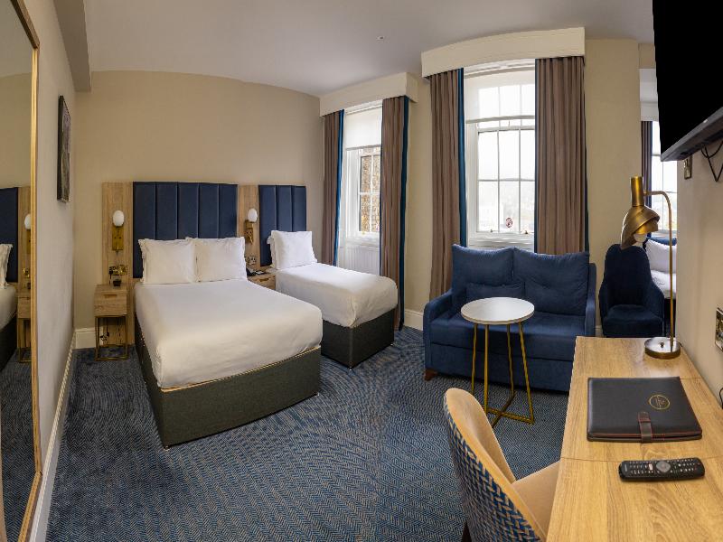 Dover Marina Hotel & Spa, Tapestry Collection image