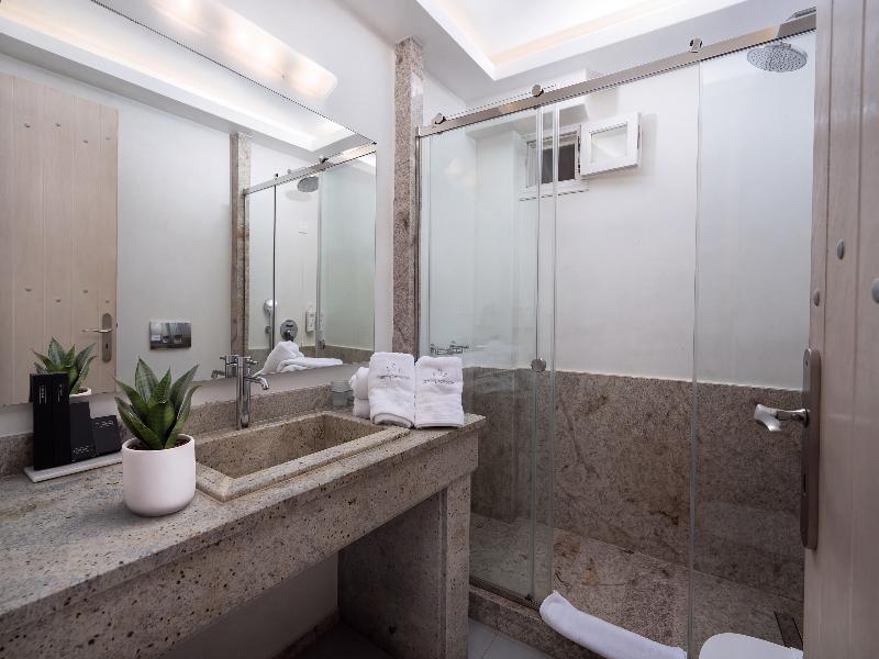 SUITE STANDARD — photo 10