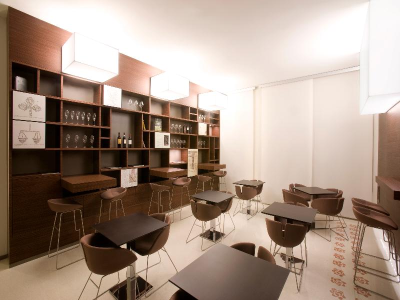 Eos Hotel
