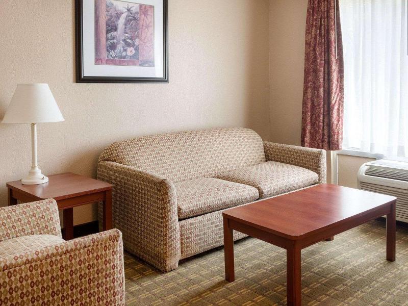 Quality Inn Louisville image