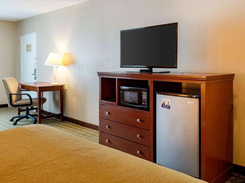 Quality Inn Louisville image