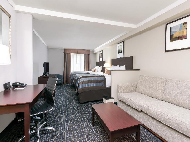 Wingate by Wyndham Athens Near Downtown image