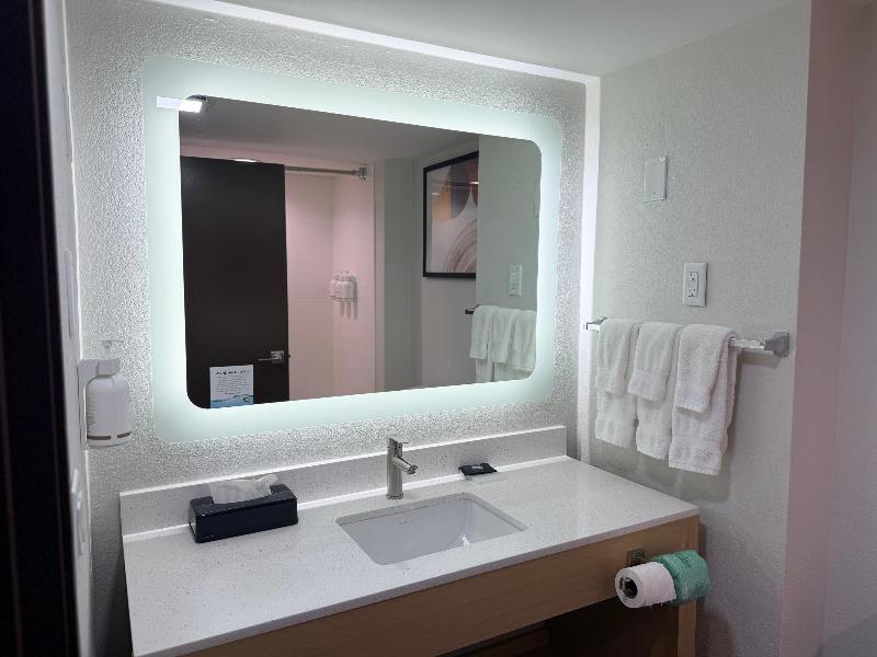 Wingate by Wyndham Athens Near Downtown image