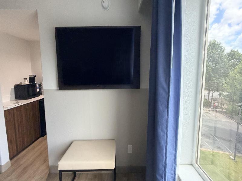Wingate by Wyndham Athens Near Downtown image