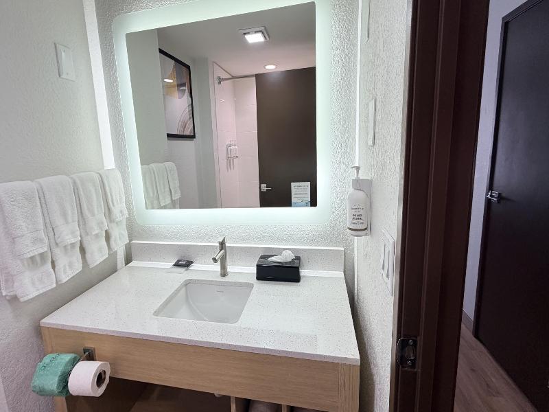 Wingate by Wyndham Athens Near Downtown image