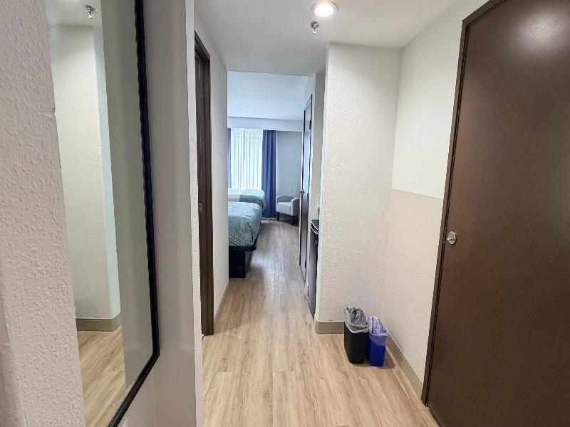 Wingate by Wyndham Athens Near Downtown image