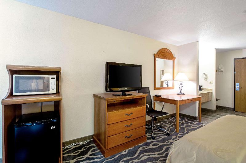 Quality Inn image