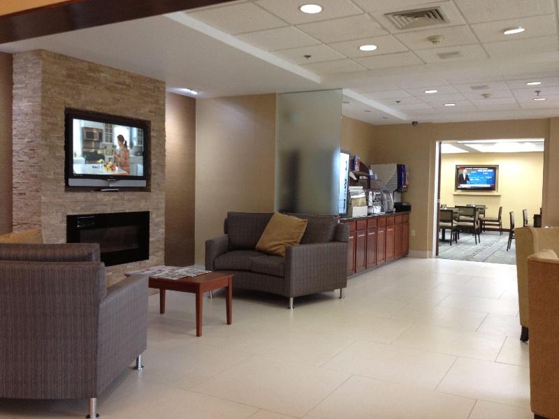 Holiday Inn Express & Suites West Chester By IHG image