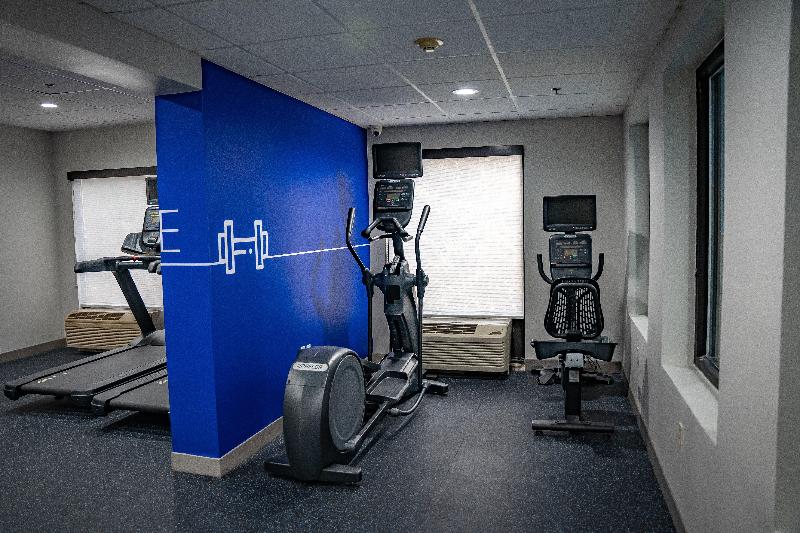 Holiday Inn Express & Suites West Chester By IHG image