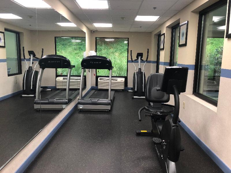 Holiday Inn Express & Suites West Chester By IHG image