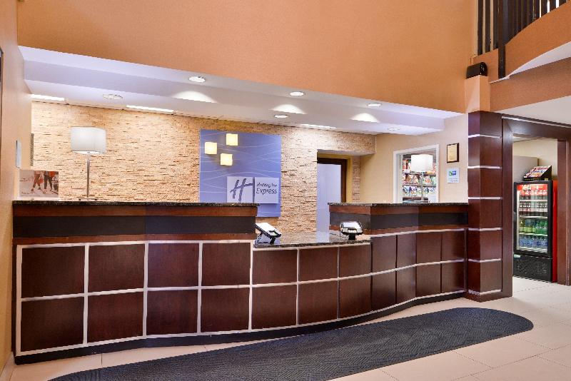 Holiday Inn Express & Suites West Chester By IHG image