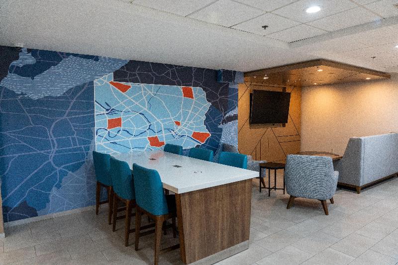 Holiday Inn Express & Suites West Chester By IHG image