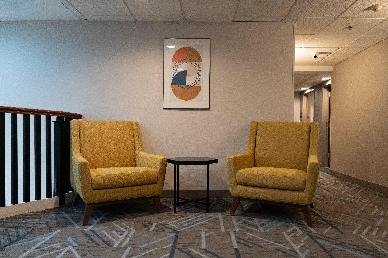 Holiday Inn Express & Suites West Chester By IHG image
