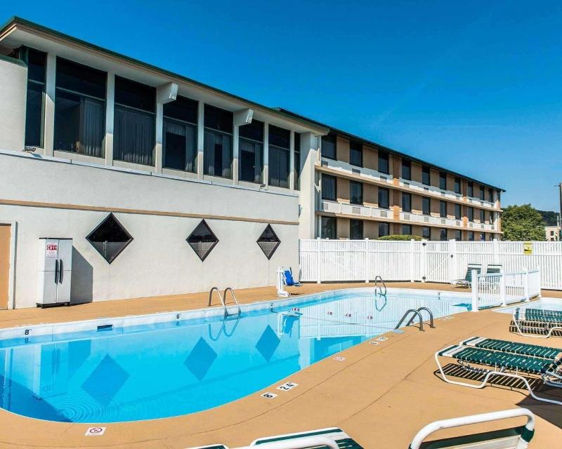 Comfort Inn Somerset image