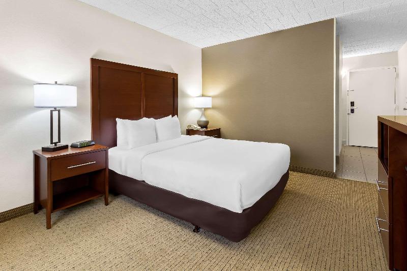 Comfort Inn Somerset image