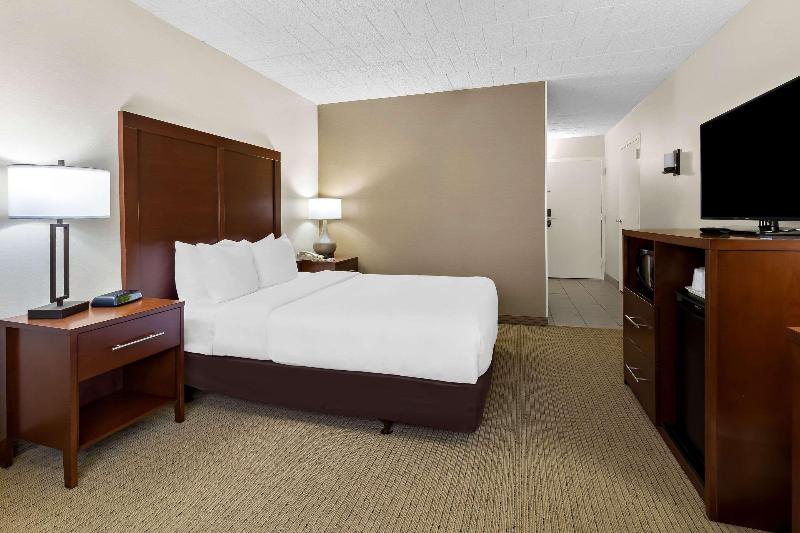 Comfort Inn Somerset image