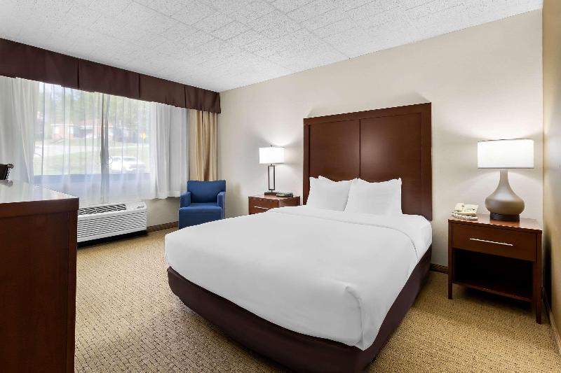 Comfort Inn Somerset image
