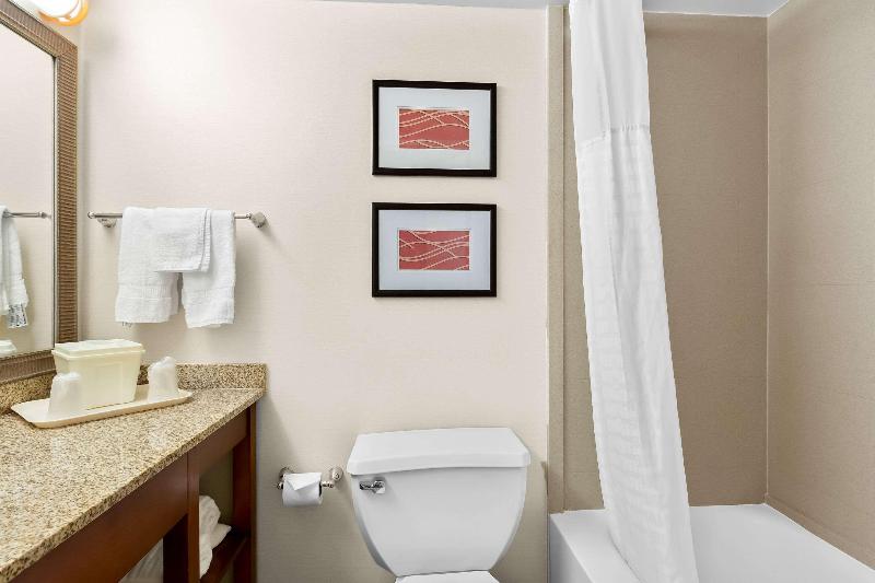 Comfort Inn Somerset image
