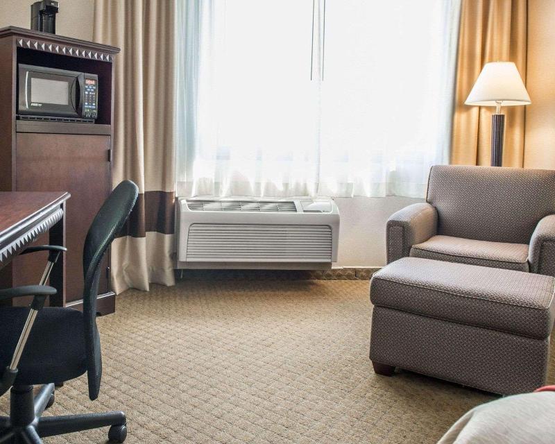 Comfort Inn Somerset image