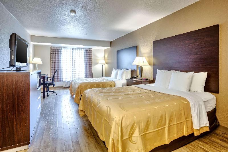 Quality Inn Near Six Flags Discovery Kingdom-Napa image