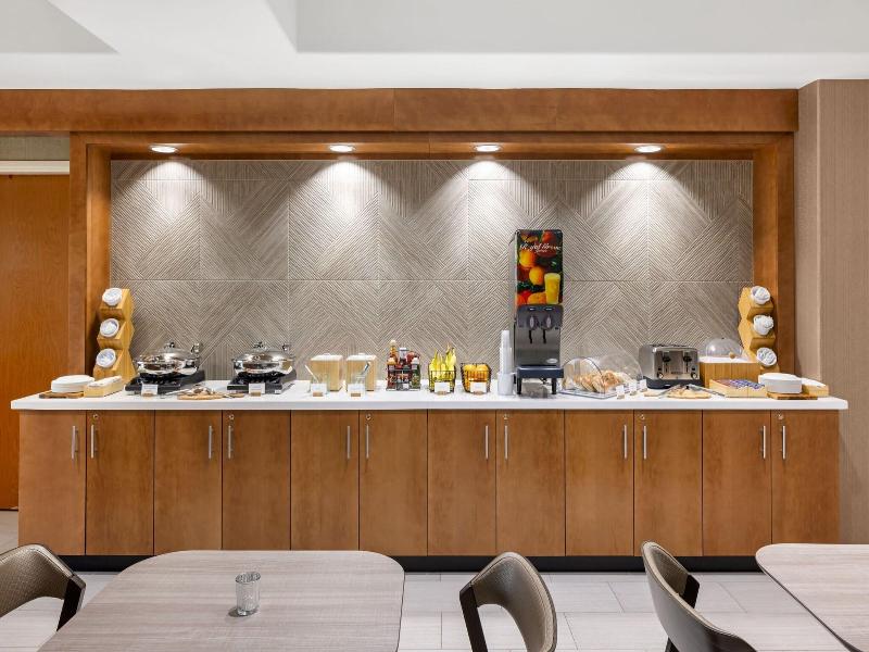 Springhill Suites Turlock By Marriot image