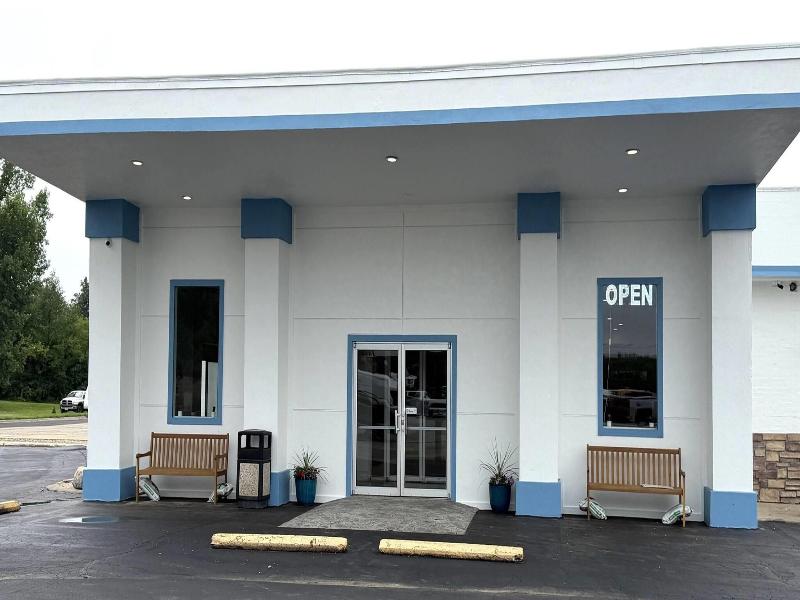 Baymont Inn & Suites by Wyndham Newton IA
