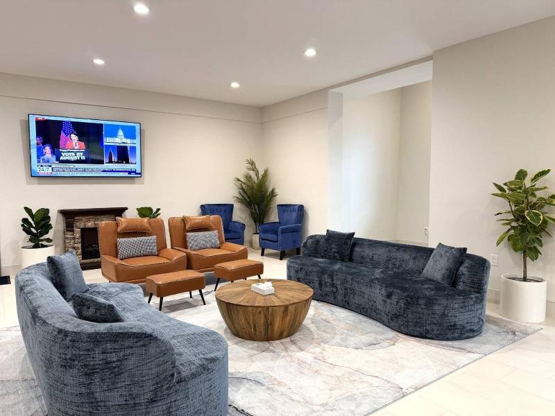 Baymont Inn & Suites by Wyndham Newton IA