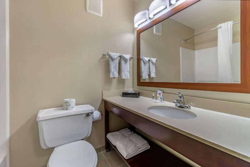 Comfort Inn Kennewick Richland image