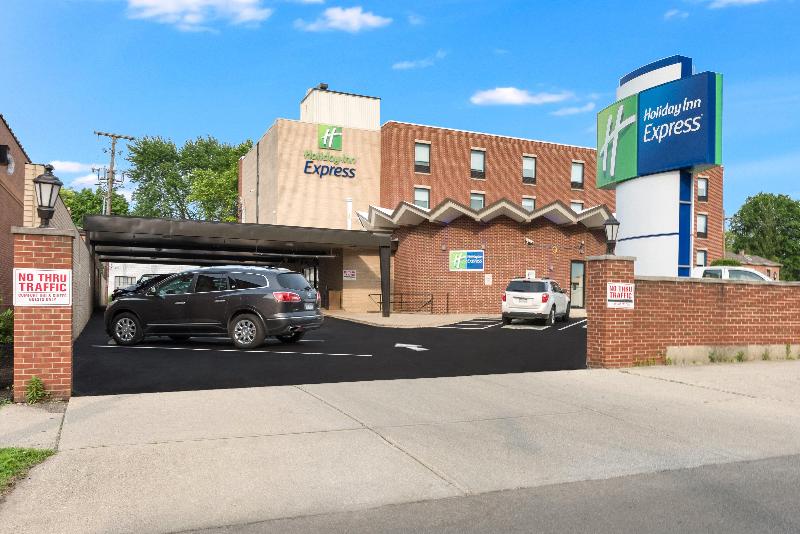 Holiday Inn Express Columbus Downtown