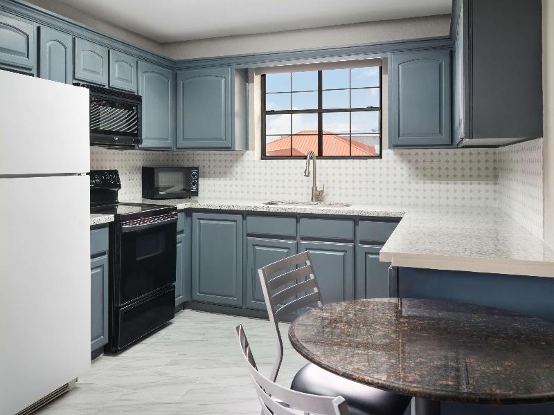 Melrose @ Seabrook Bw Signature Collection image