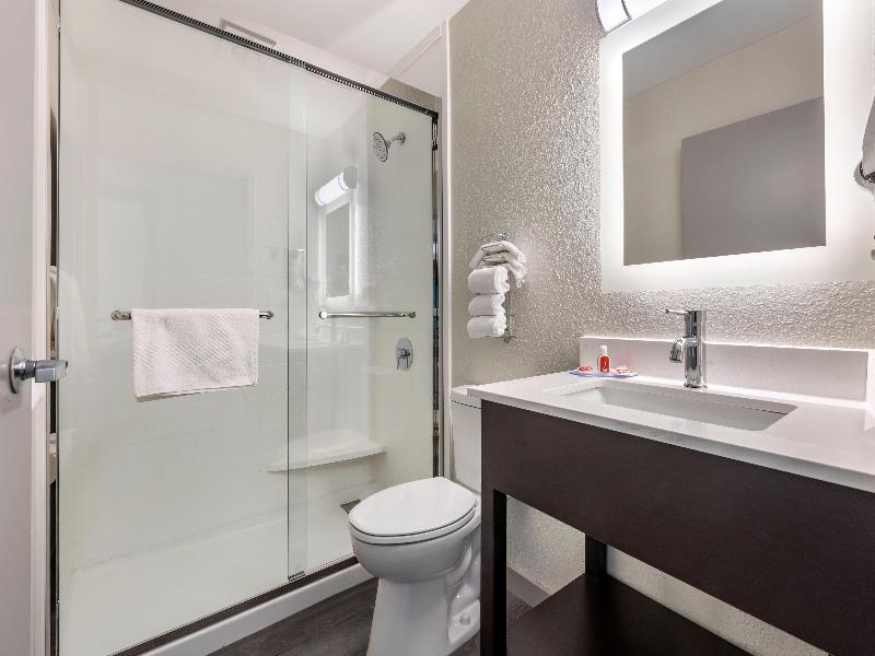Garner Hotel Greenville East by IHG image