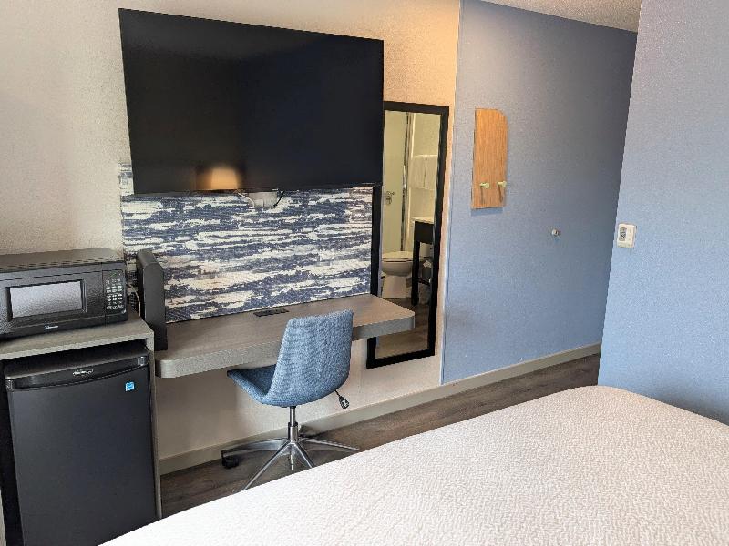 Garner Hotel Greenville East by IHG image