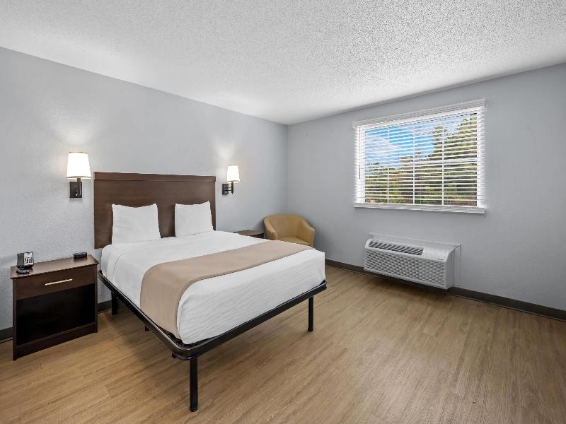 Suburban Extended Stay Hotel Camp Lejeune image