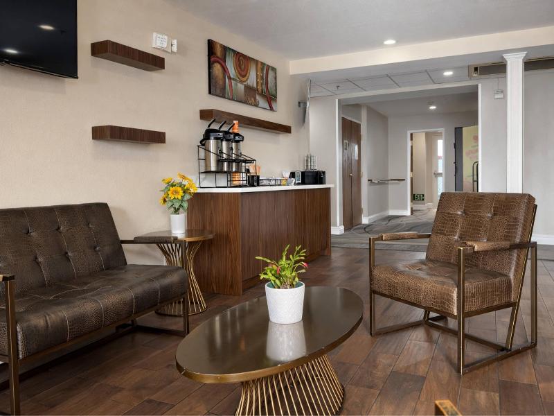 Quality Inn & Suites Santa Rosa image