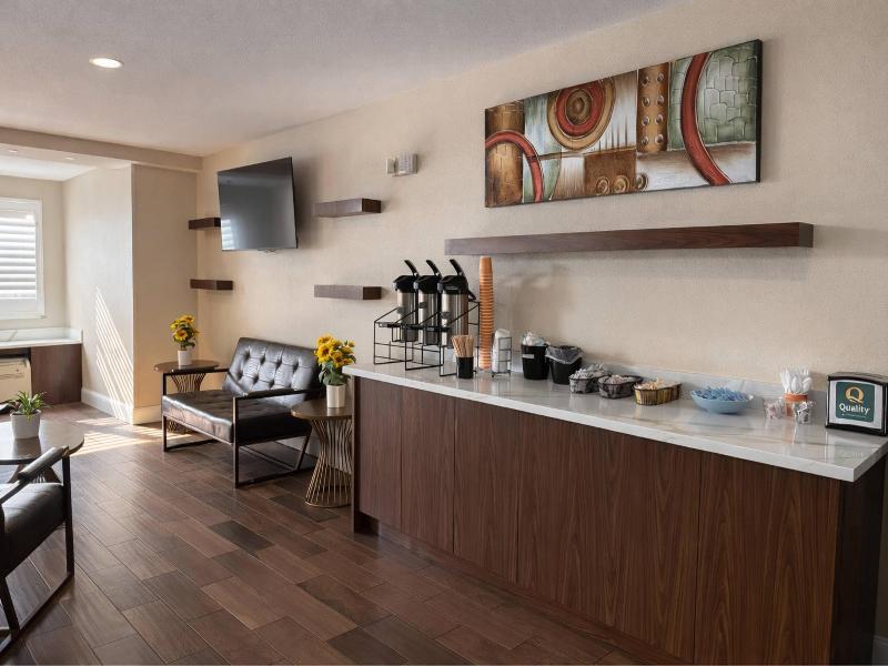 Quality Inn & Suites Santa Rosa image