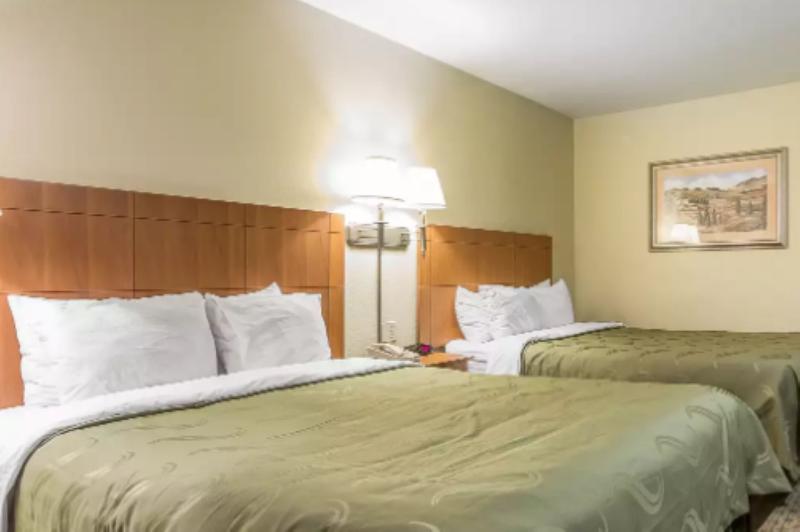 Bed room