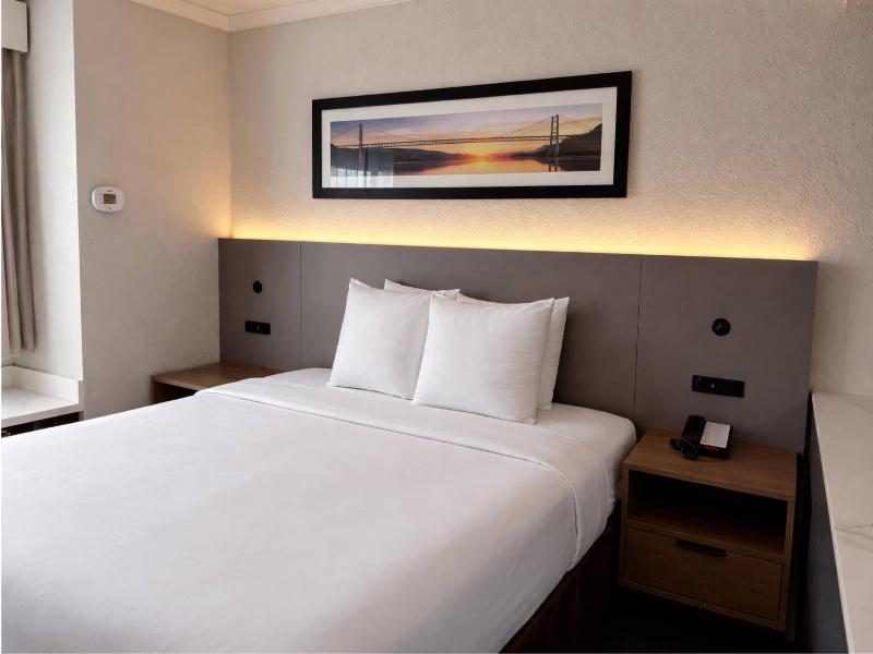 Quality Inn & Suites Santa Rosa image